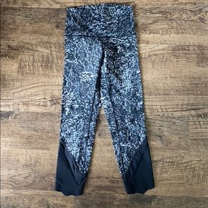 Like NEW Lululemon leggings